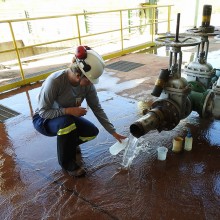 Amostragem de água em tubulações de Estações de Tratamento de Água para avaliação molecular da presença do mexilhão-dourado